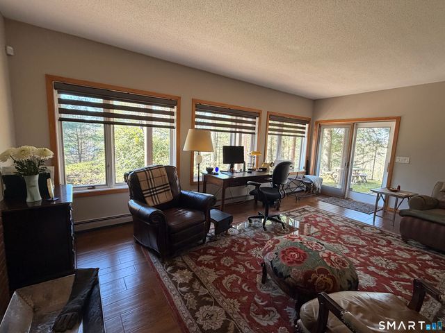 86 Washburn Road, Canton, CT 06019