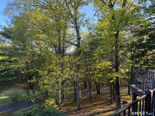 86 Washburn Road, Canton, CT 06019