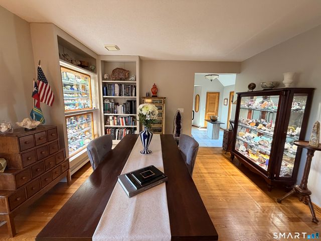 86 Washburn Road, Canton, CT 06019