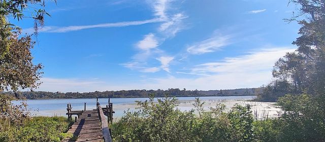 17466 LAKE IOLA ROAD, Dade City, FL 33523