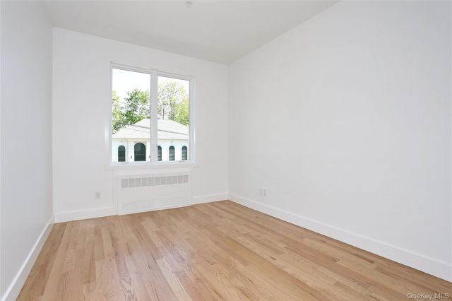 1 Hopal Lane 203, Monsey, NY 10952