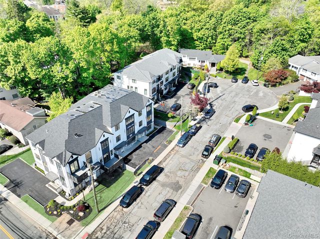 1 Hopal Lane 203, Monsey, NY 10952