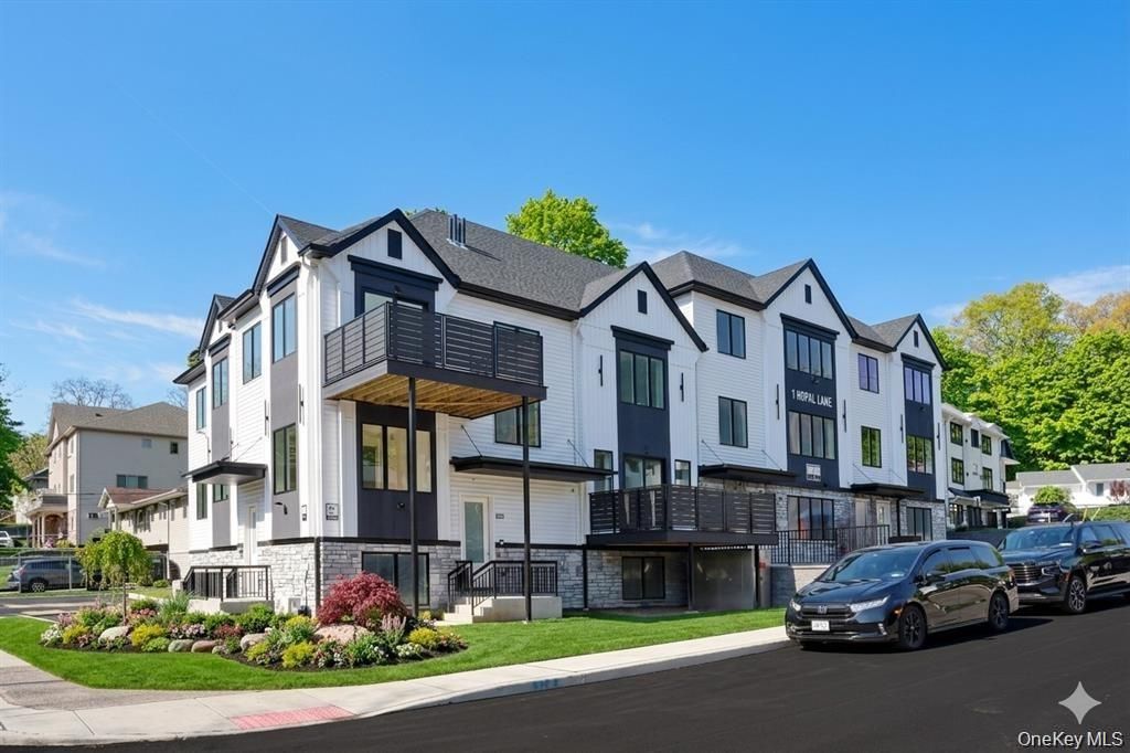 1 Hopal Lane 203, Monsey, NY 10952