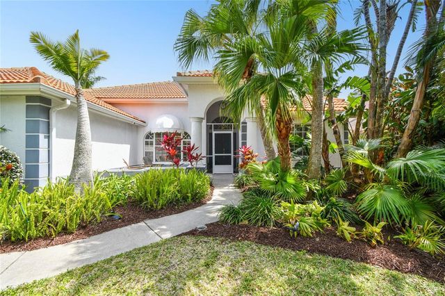441 VILLAGE DRIVE, Tarpon Springs, FL 34689