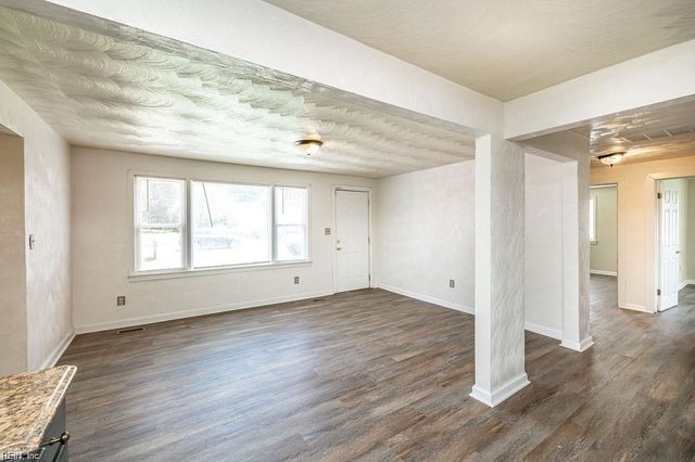 1861 Nansemond PW, Suffolk, VA 23434