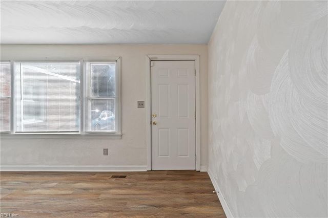 1861 Nansemond PW, Suffolk, VA 23434