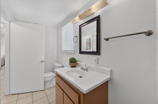 2940 36th Ave, Sacramento, CA 95824
