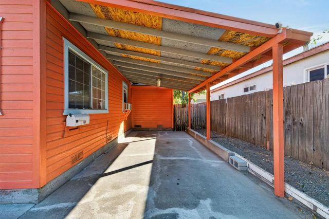2940 36th Ave, Sacramento, CA 95824