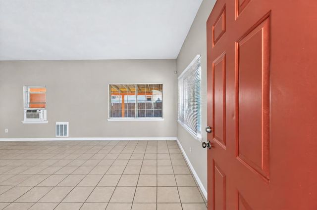 2940 36th Ave, Sacramento, CA 95824