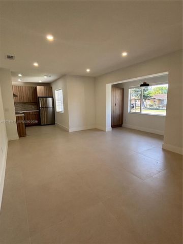 3606 SW 17th St 1, Miami, FL 33145