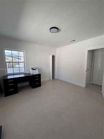 3606 SW 17th St 1, Miami, FL 33145