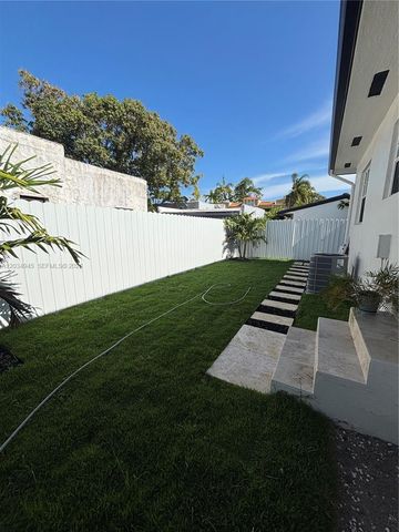 3606 SW 17th St 1, Miami, FL 33145