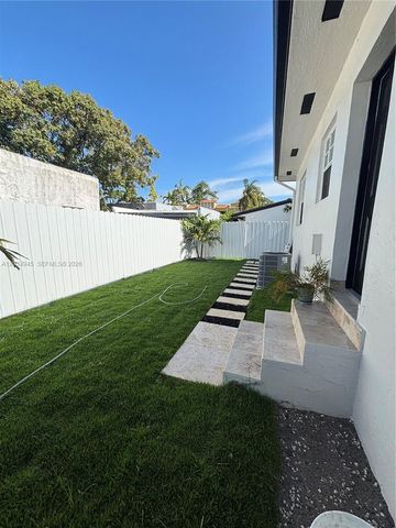 3606 SW 17th St 1, Miami, FL 33145