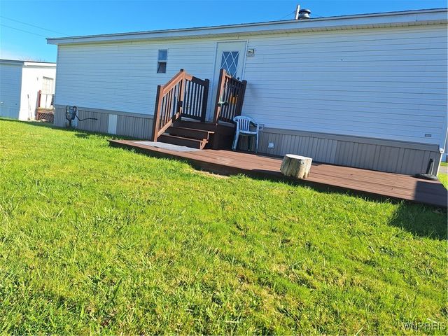 1461 Center Drive, Alden, NY 14004