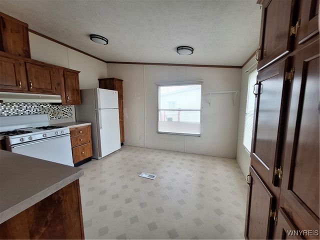 1461 Center Drive, Alden, NY 14004