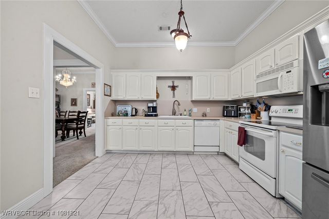 1318 Taos Drive, Van Buren, AR 72956