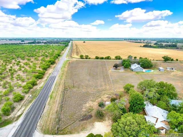 LOT 4 CR 343, Hondo, TX 78861