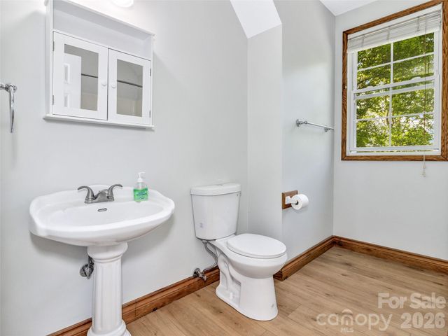 287 Shady Creek Lane, Hendersonville, NC 28739