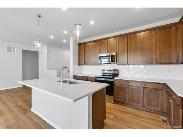 15352 Poplar St, Thornton, CO 80602