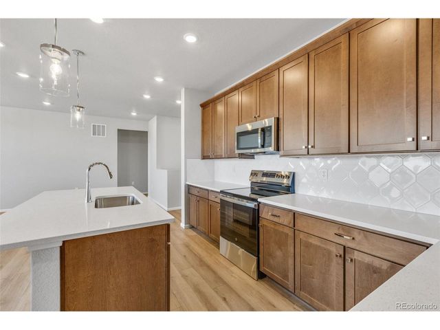 15352 Poplar St, Thornton, CO 80602
