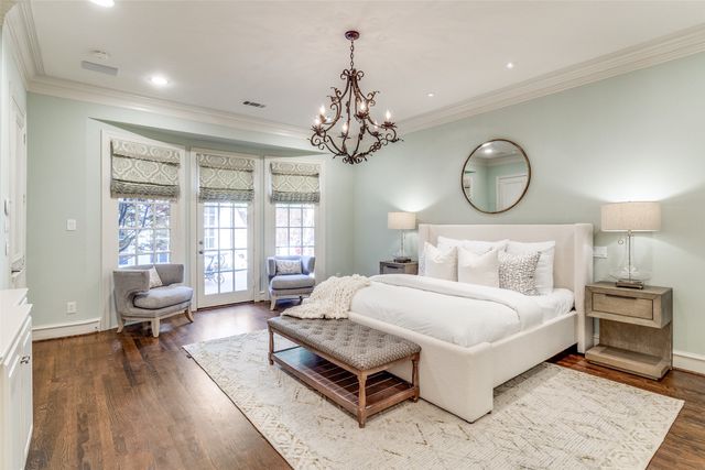 7979 Caruth Court, Dallas, TX 75225
