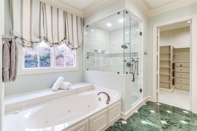 7979 Caruth Court, Dallas, TX 75225