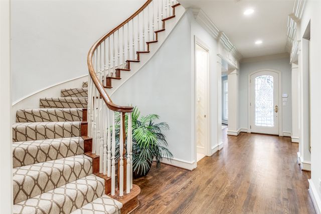 7979 Caruth Court, Dallas, TX 75225