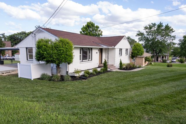 601 Jones St, Old Hickory, TN 37138