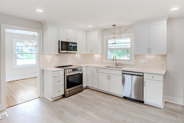 601 Jones St, Old Hickory, TN 37138