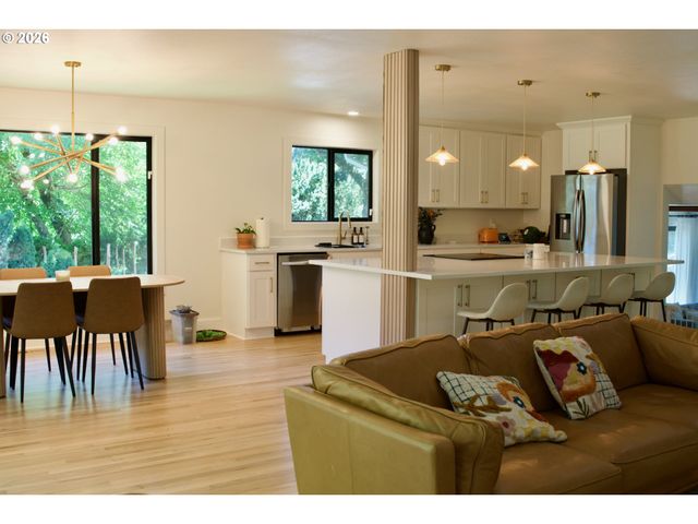 9615 Sw OMARA St, Portland, OR 97223
