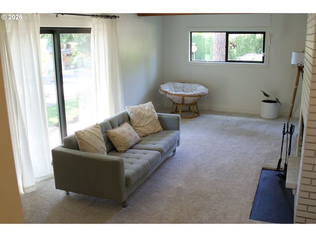9615 Sw OMARA St, Portland, OR 97223