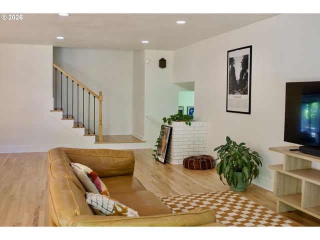 9615 Sw OMARA St, Portland, OR 97223
