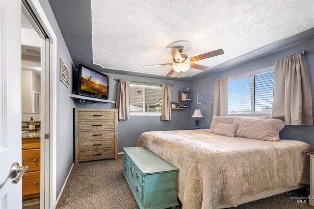 21 N Pit Lane, Nampa, ID 83687