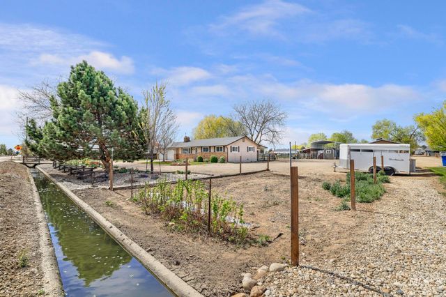 21 N Pit Lane, Nampa, ID 83687