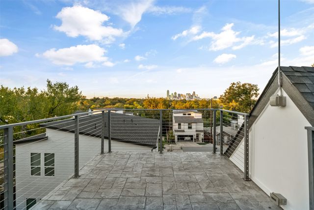 1335 Glidden Street, Dallas, TX 75203