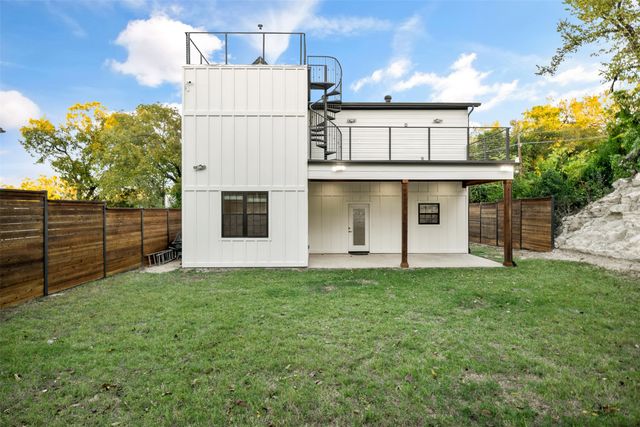 1335 Glidden Street, Dallas, TX 75203