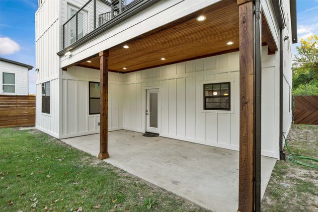 1335 Glidden Street, Dallas, TX 75203