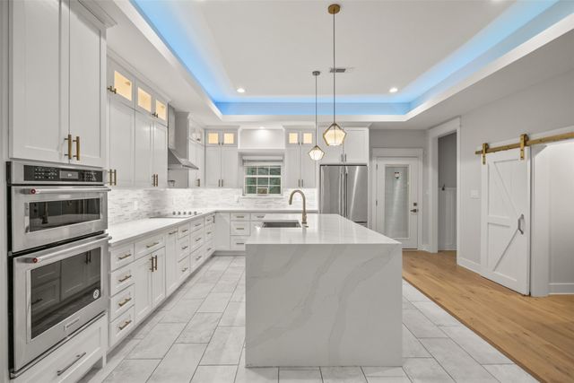 1335 Glidden Street, Dallas, TX 75203