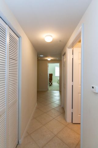 6492 EMERALD DUNES Drive 205, West Palm Beach, FL 33411