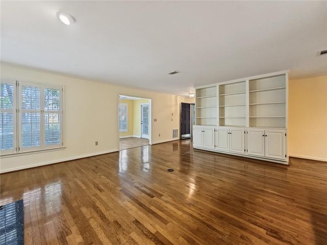 306 Bainbridge Drive, Sandy Springs, GA 30327