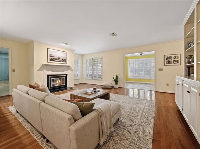 306 Bainbridge Drive, Sandy Springs, GA 30327
