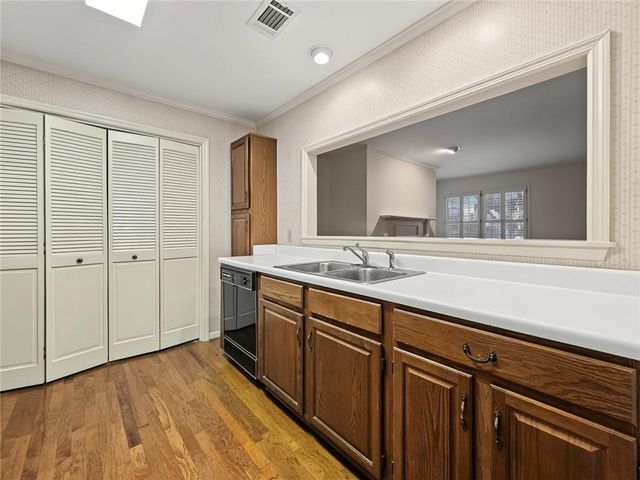 306 Bainbridge Drive, Sandy Springs, GA 30327