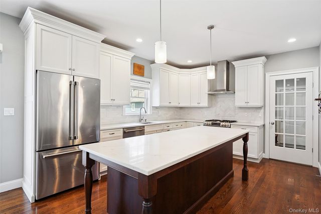 11 Jennifer Lane, Rye Brook, NY 10573