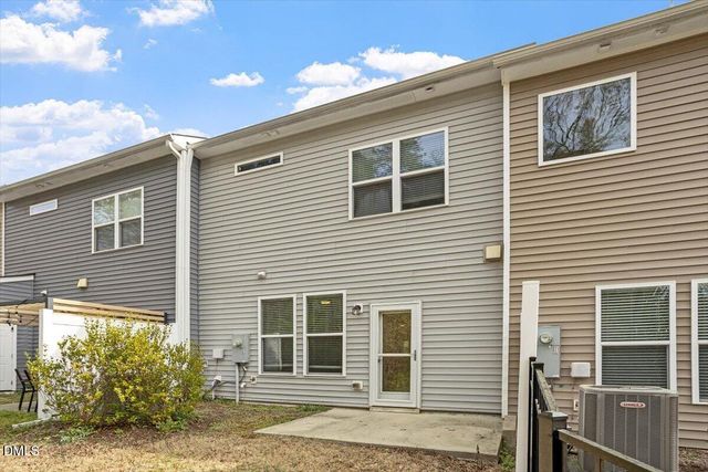 210 Vista Creek Place, Cary, NC 27511