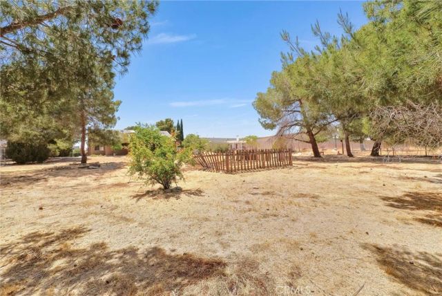 14224 Fort Apache Court, Victorville, CA 92392