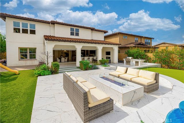 111 Cruiser, Irvine, CA 92618