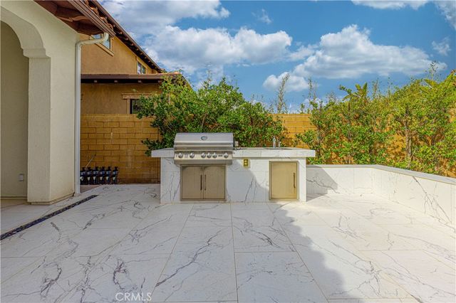 111 Cruiser, Irvine, CA 92618