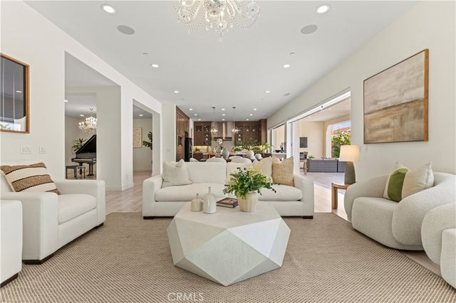 111 Cruiser, Irvine, CA 92618