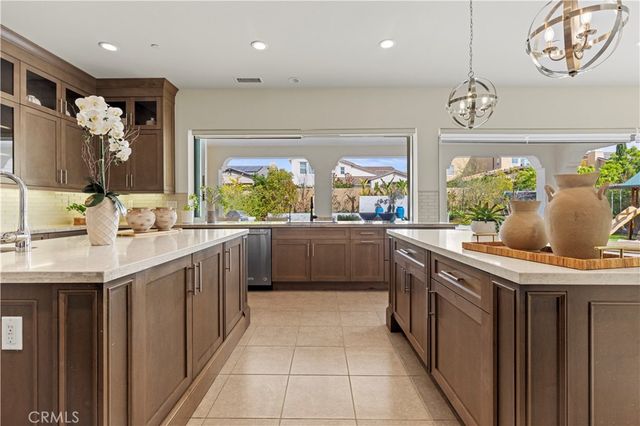 111 Cruiser, Irvine, CA 92618