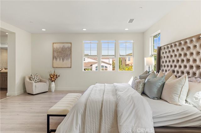 111 Cruiser, Irvine, CA 92618